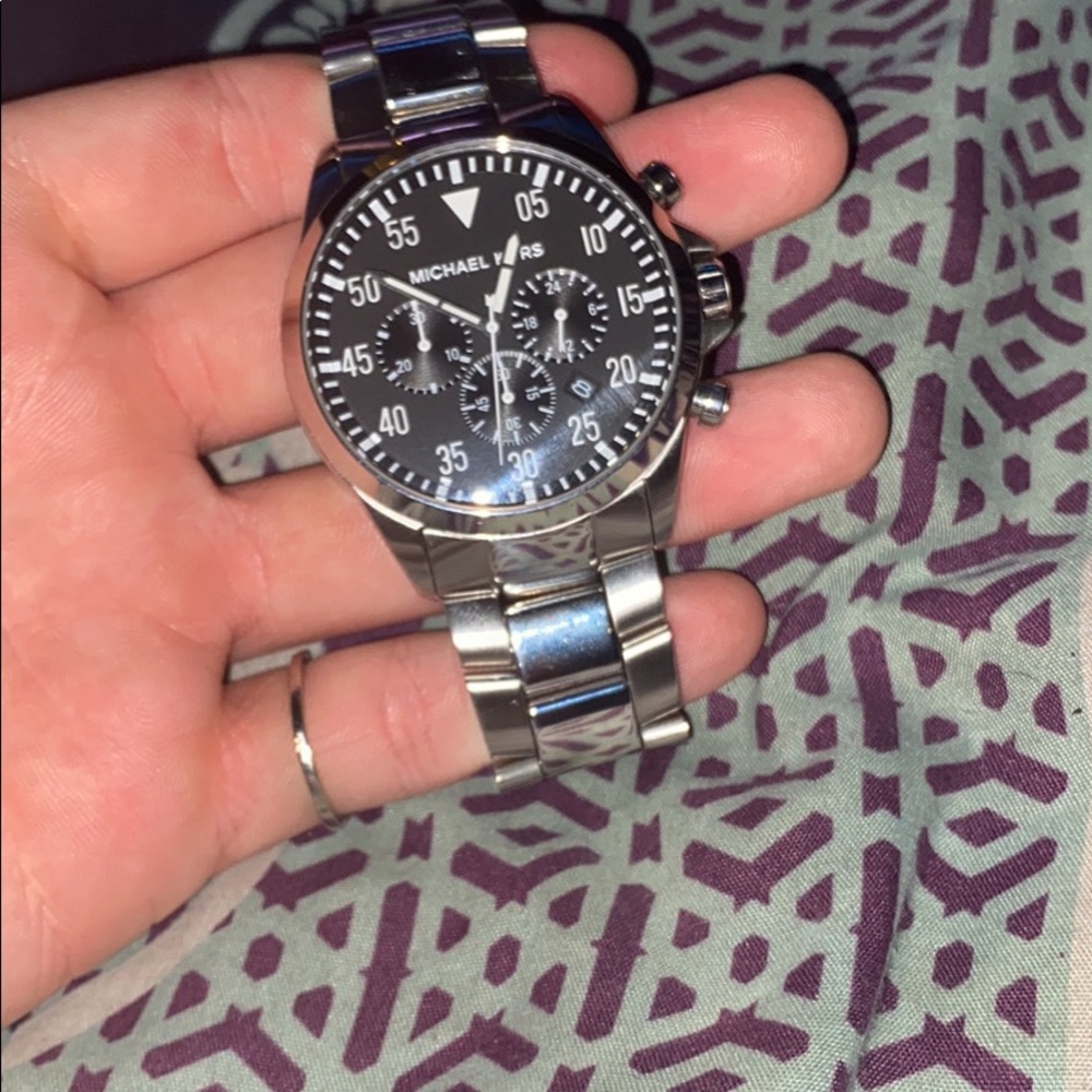 silver Mk watch - Picture 5 of 6